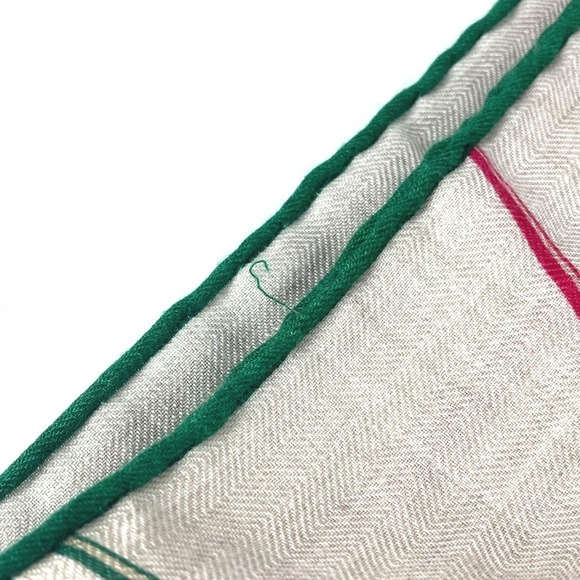 HERMES Cream Silk Scarf - Picture 8 of 15